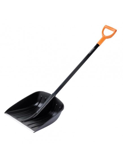 Лопата для снега Fiskars, пластик + дерево, ширина 35 см